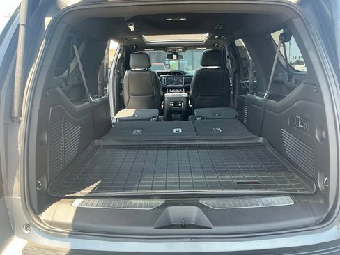 Used 2021 GMC Yukon XL Denali AWD/4WD image 43