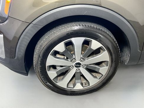 Used 2022 Kia Telluride S image 13