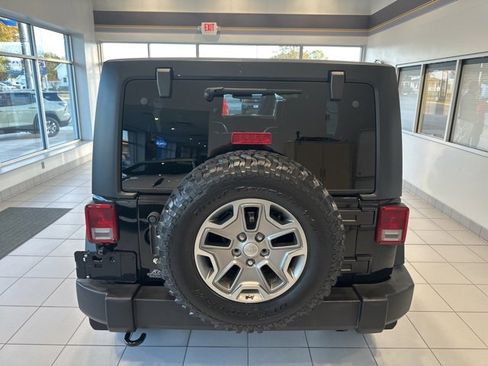 Used 2016 Jeep Wrangler Unlimited Rubicon w/ Dual Top Group image 5