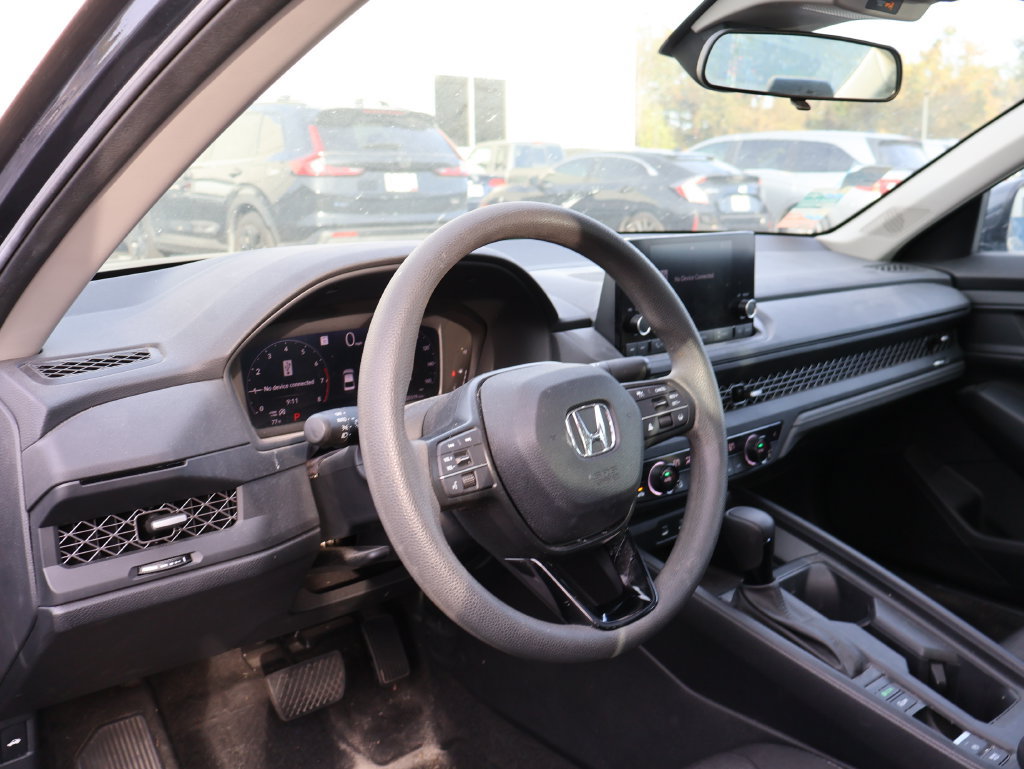 Used 2023 Honda Accord EX image 9