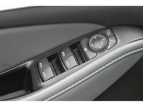 Used 2024 Buick Enclave Essence w/ Experience Buick Package image 33