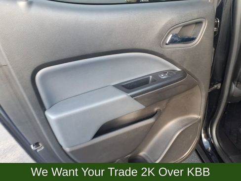 Used 2021 Chevrolet Colorado Z71 w/ Safety Package image 14