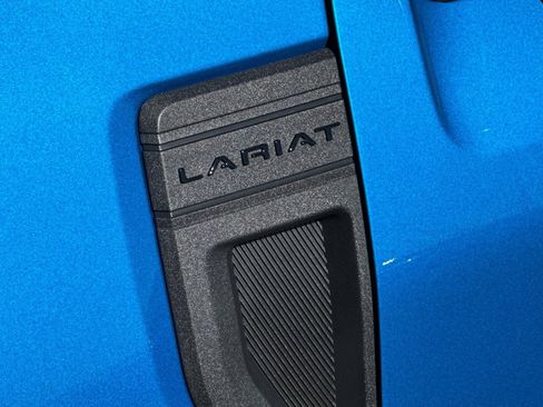 New 2025 Ford Maverick Lariat w/ Black Appearance Package image 25