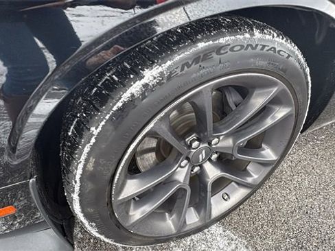 Used 2021 Dodge Challenger R/T Scat Pack w/ Scat Pack Stripe image 9