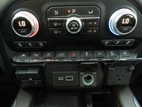 Used 2021 GMC Sierra 1500 Denali w/ Denali Ultimate Package image 26