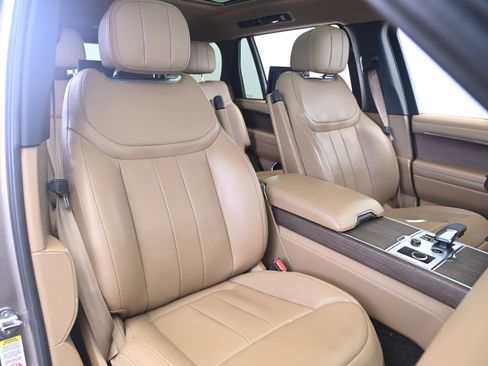 Used 2023 Land Rover Range Rover Long Wheelbase Autobiography AWD/4WD image 25