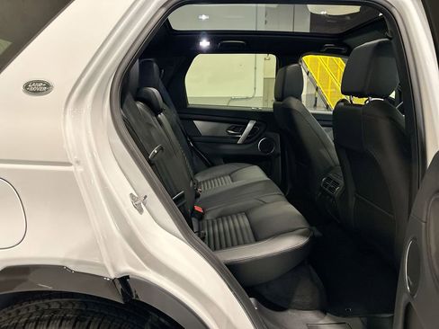 New 2026 Land Rover Discovery Sport Landmark image 7