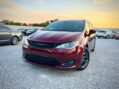 Used 2018 Chrysler Pacifica Touring Plus w/ S Appearance Package