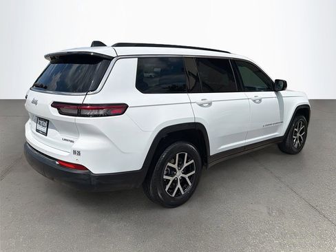 Used 2024 Jeep Grand Cherokee L Limited w/ Luxury Tech Group II AWD/4WD image 4