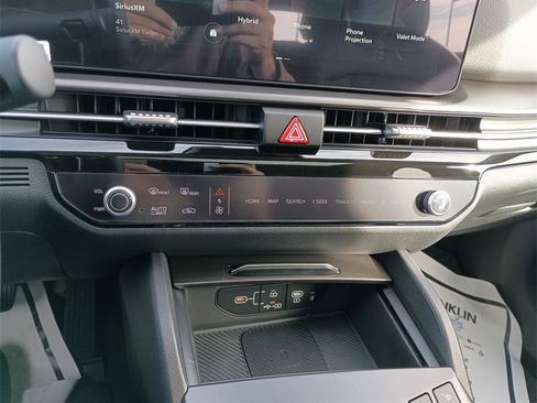 New 2026 Kia Sportage EX w/ EX Panoramic Sunroof Package image 22