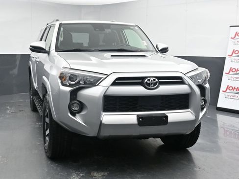 Used 2023 Toyota 4Runner TRD Off-Road Premium image 3