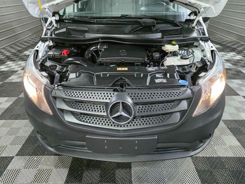 Used 2022 Mercedes-Benz Metris image 29
