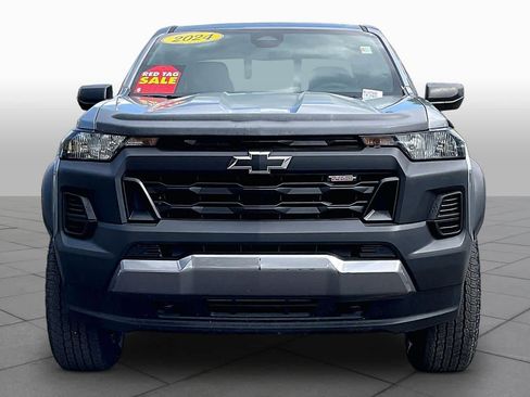Certified 2024 Chevrolet Colorado Trail Boss w/ Advanced Trailering Package AWD/4WD image 4