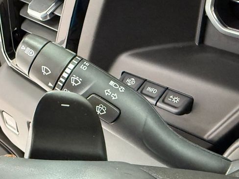 Used 2023 GMC Sierra 1500 AT4 w/ Technology Package image 15