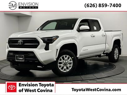 New 2025 Toyota Tacoma SR5