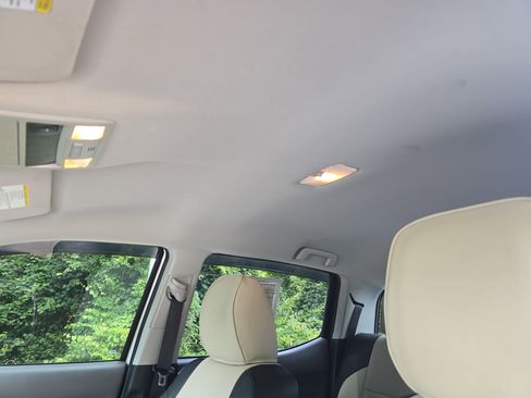 Used 2018 Toyota Tacoma SR w/ SR Convenience Package RWD image 30