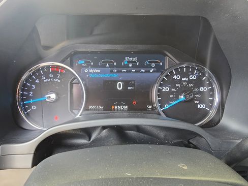 Used 2022 Ford F250 Lariat w/ Black Appearance Package image 28