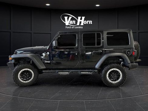 Used 2019 Jeep Wrangler Unlimited Sport S AWD/4WD image 11