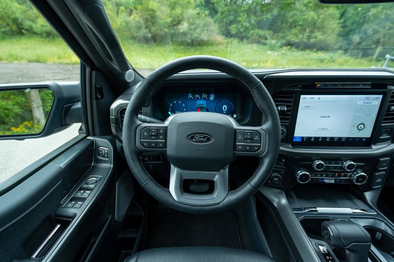 Used 2024 Ford F150 Lariat w/ Equipment Group 502A High AWD/4WD image 16