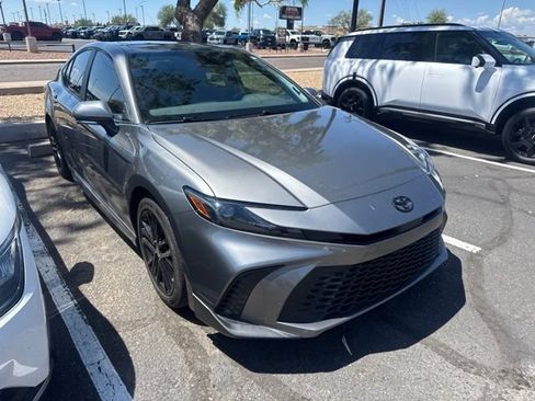 Used 2026 Toyota Camry SE w/ Convenience Package FWD image 15