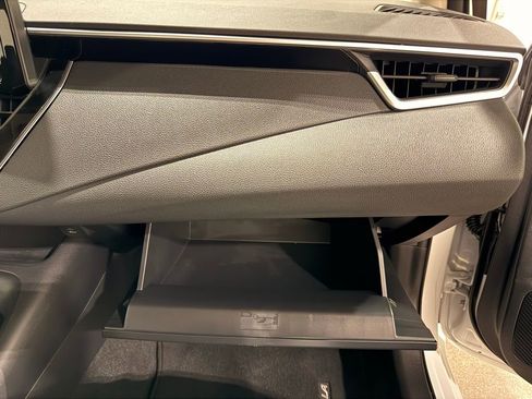 Used 2024 Toyota Corolla LE image 25