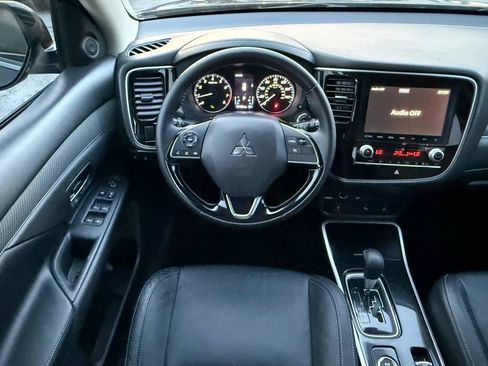 Used 2020 Mitsubishi Outlander SEL AWD/4WD image 36