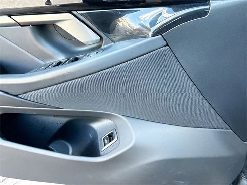 Used 2024 BMW 530i xDrive image 20