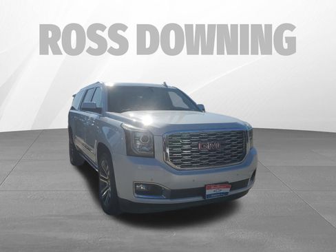 Used 2019 GMC Yukon XL Denali w/ Denali Ultimate Package image 3