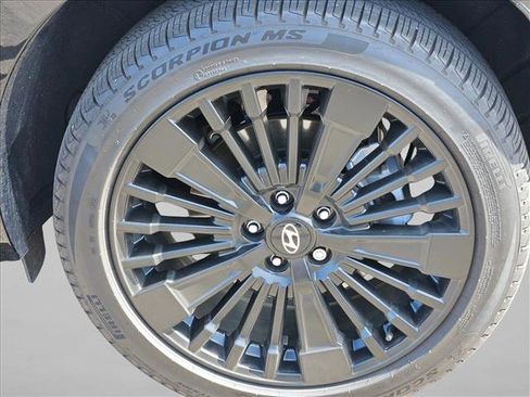 Used 2025 Hyundai Santa Fe Calligraphy image 13