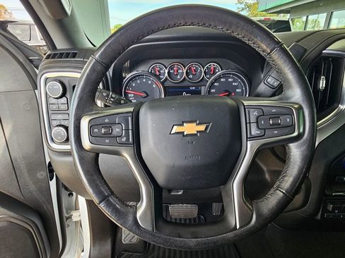 Used 2021 Chevrolet Silverado 1500 LT image 23
