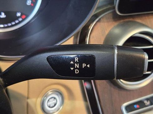 Used 2019 Mercedes-Benz C 300 4MATIC Sedan image 18