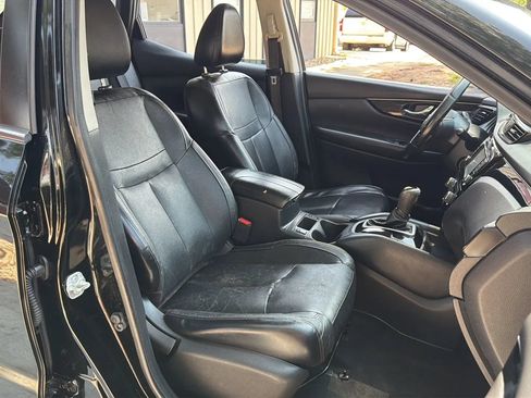 Used 2017 Nissan Rogue Sport SL FWD image 29