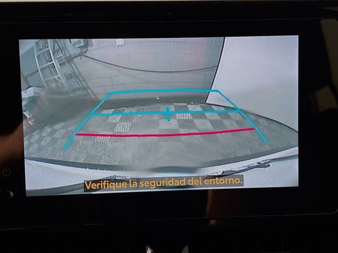 Used 2024 Toyota Corolla Cross LE image 28