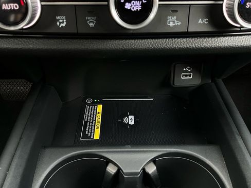 Used 2025 Honda HR-V EX-L image 24