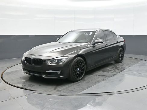 Used 2016 BMW 340i xDrive Sedan image 3