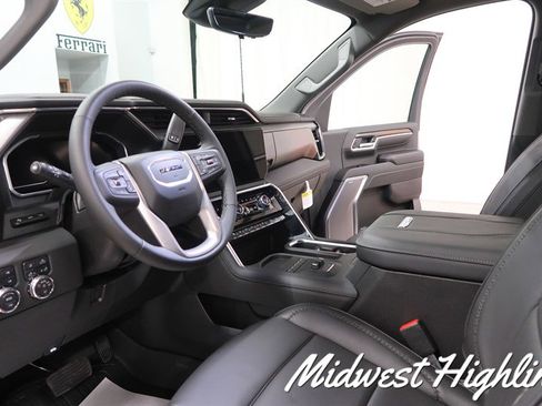 Used 2025 GMC Sierra 2500 Denali w/ Denali Reserve Package AWD/4WD image 33