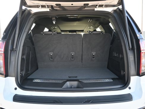 Used 2023 Chevrolet Tahoe Z71 w/ Z71 Off-Road Package image 34