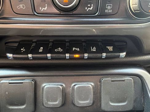 Used 2019 Chevrolet Silverado 2500 High Country w/ Duramax Plus Package AWD/4WD image 24