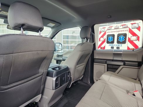 Used 2016 Ford F150 XLT w/ Equipment Group 301A Mid image 24