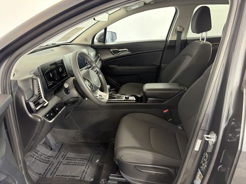Certified 2023 Kia Sportage LX AWD/4WD image 6