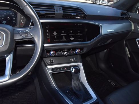 Used 2023 Audi Q3 2.0T Premium w/ Convenience Package image 26