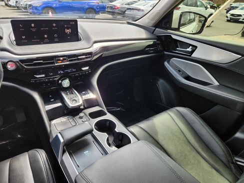 Certified 2024 Acura MDX SH-AWD image 14