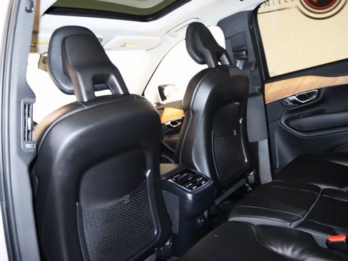 Used 2022 Volvo XC90 T6 Momentum w/ Advanced Package image 50