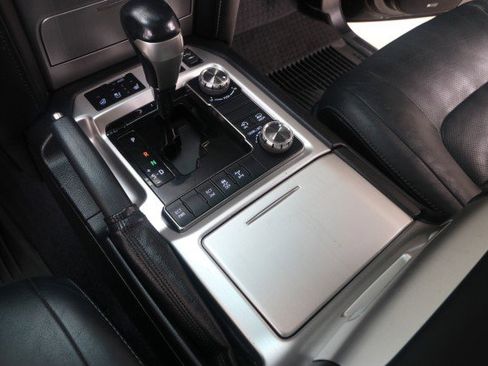 Used 2016 Toyota Land Cruiser AWD/4WD image 48