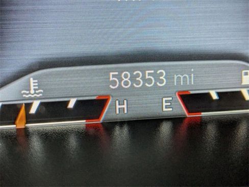 Used 2019 Jeep Cherokee Limited w/ Technology Group image 19