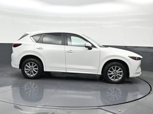 Used 2024 MAZDA CX-5 AWD 2.5 S w/ Preferred Package image 7