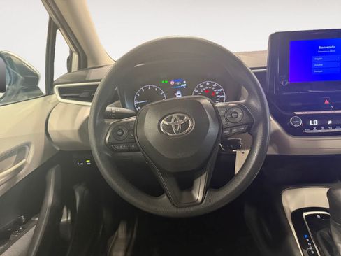 Used 2025 Toyota Corolla LE FWD image 13