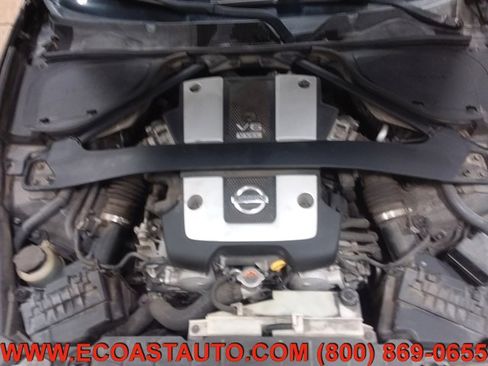 Used 2010 Nissan 370Z Touring image 9