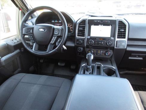 Used 2016 Ford F150 XLT w/ Equipment Group 302A Luxury image 14