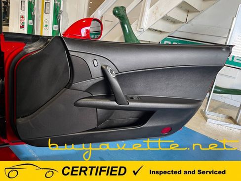 Used 2006 Chevrolet Corvette Coupe w/ Preferred Equipment Group RWD image 22